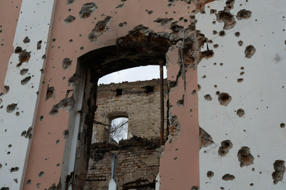 Signs of destruction throughout Izium can be seen after its liberation.