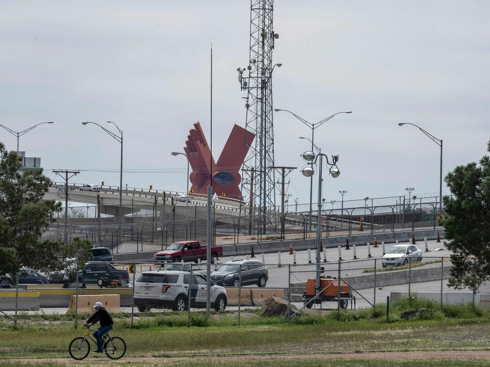 A small line of cars waits to cross the Cordova Bridge of the Americas at the United States-Mexico border in 2020. On March 10, Texan officials advised against spring break travel to Mexico, citing the dangers of violent crime.