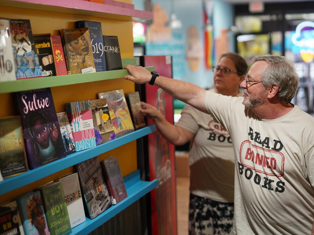 Florida teacher Adam Tritt and his group, Foundation 451, led the launch of a 