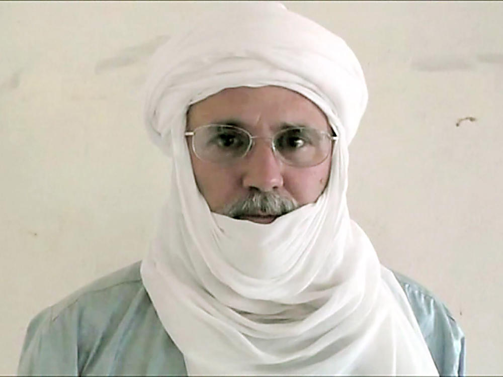 A video grab made on October 18, 2016 shows U.S. aid worker Jeffery Woodke during a ceremony to introduce his NGO in Abalak, two days before he was captured.