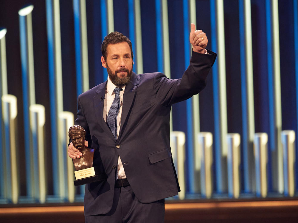 Adam Sandler accepts Mark Twain prize on March 19.