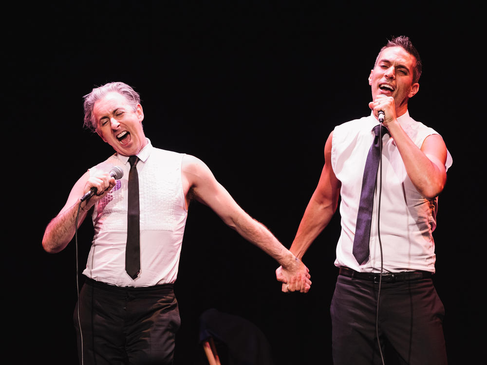 Ari Shapiro and Alan Cumming perform in their cabaret show, <em>Och & Oy!</em>