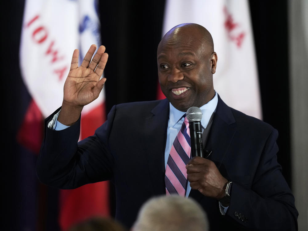 Sen. Tim Scott, R-S.C. speaks during the Republican Party of Polk County Lincoln Dinner on Feb. 22 in West Des Moines, Iowa.