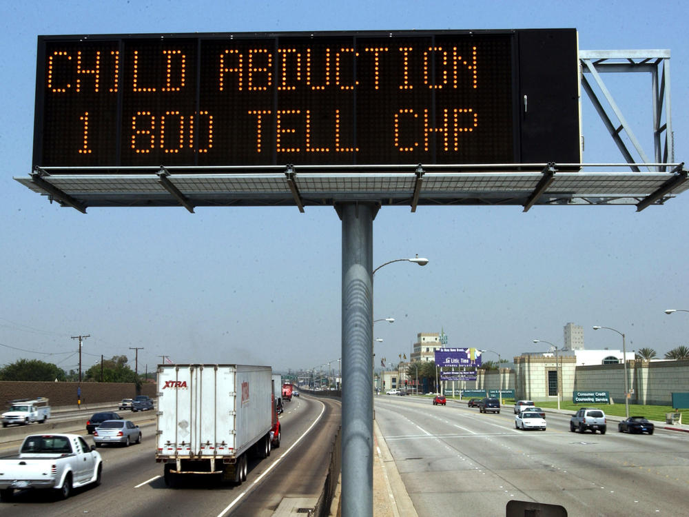 A freeway sign over Interstate 5 in Los Angeles flashes a message about a child abduction as part of the statewide Amber Alert program in August 2002. California state Sen. Steven Bradford has proposed a bill to create a special 