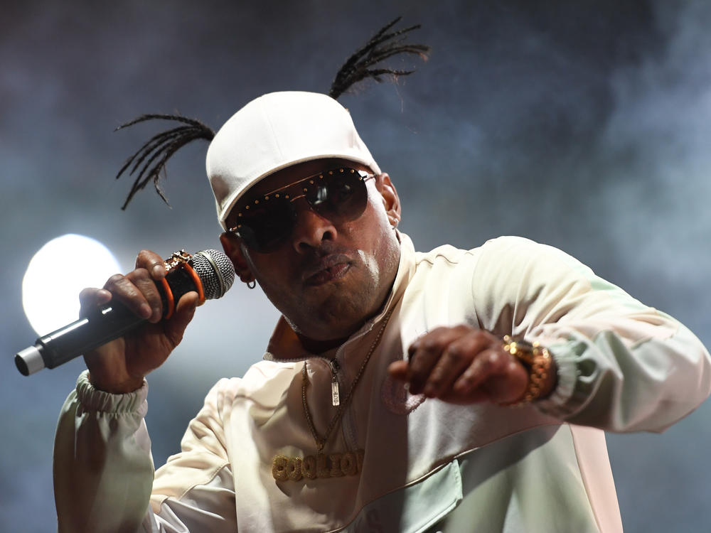 Coolio performs at Groovin The Moo in 2019 in Australia.