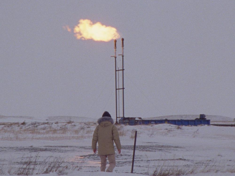 A group of activists take on climate change directly in<em> How to Blow Up a Pipeline.</em>