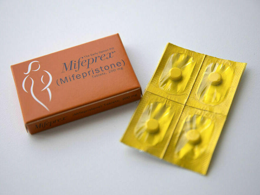  The U.S. Supreme Court on Thursday tossed out a challenge to the FDA’s rules for prescribing and dispensing abortion pills. <br>