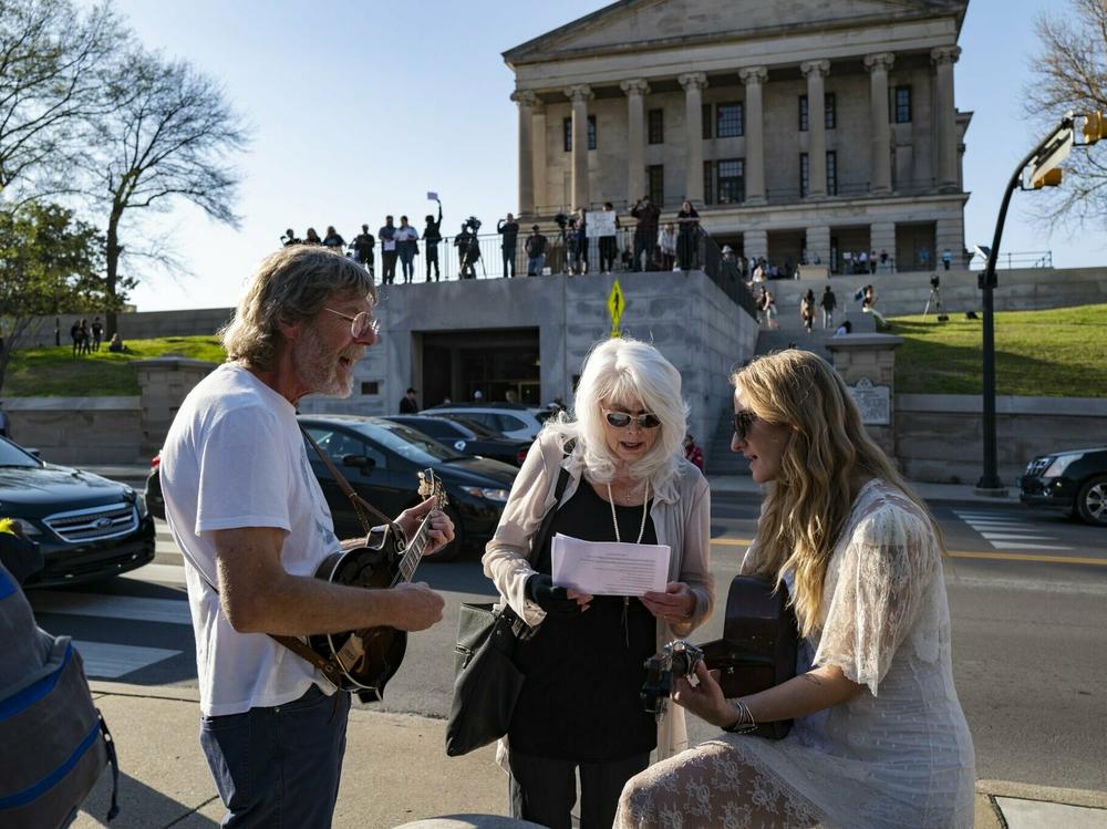 Sam Bush, Emmylou Harris and Margo Price outside Nashville's Legislative Plaza (now colloquially known as People's Plaza or Ida B. Wells Plaza) for Justin Jones' reinstatement to the state Legislature.