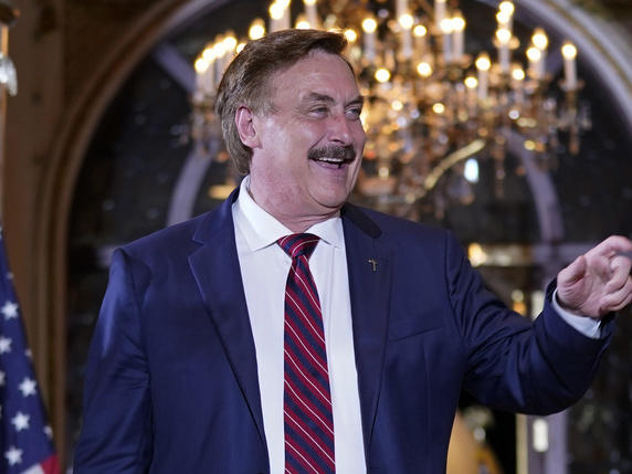 MyPillow CEO Mike Lindell arrives at Trump's Mar-a-Lago estate in April.