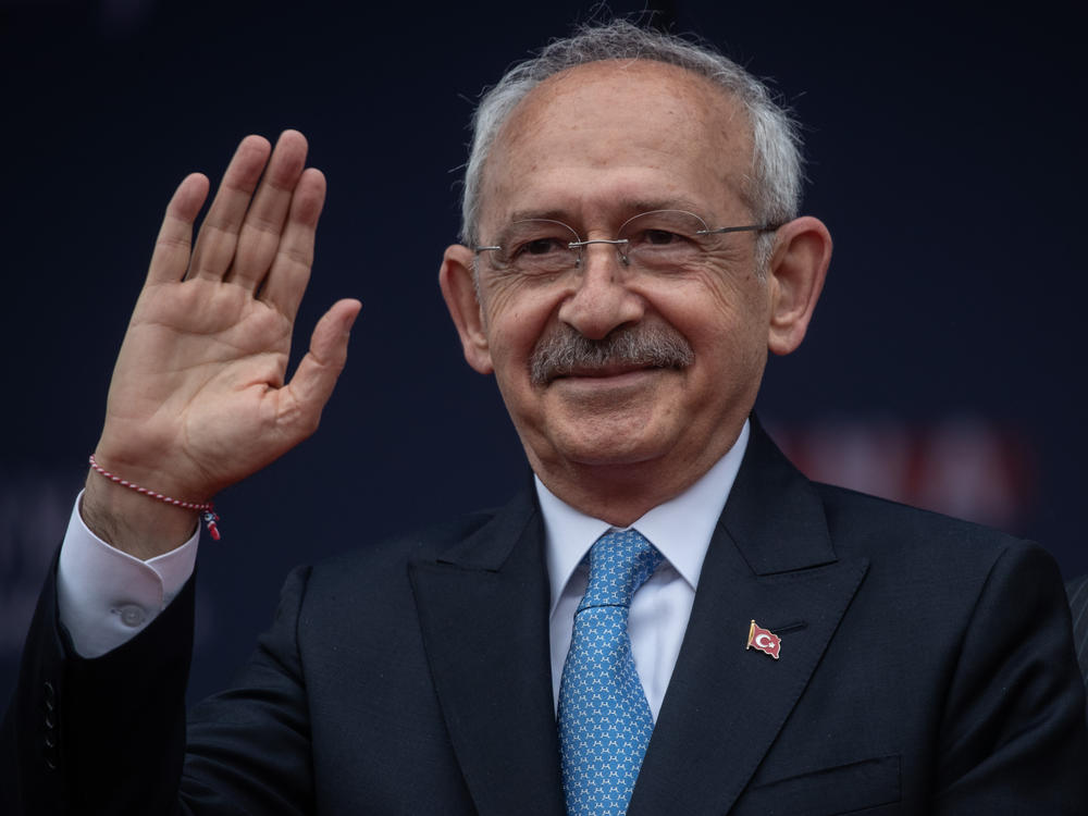 Kemal Kilicdaroglu, leader of the Republican People's Party and presidential candidate of the a broad opposition alliance, greets supporters at a rally while campaigning for the presidential election on April 27 in Tekirdag, Turkey.