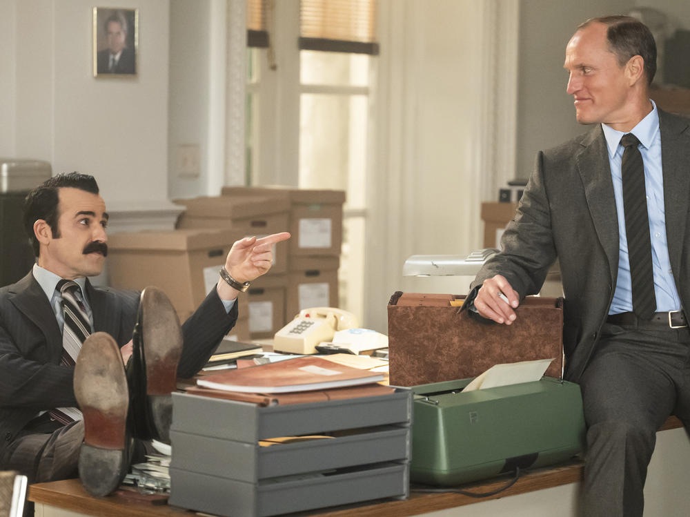 The actors Justin Theroux (left) and Woody Harrelson play G. Gordon Liddy and E. Howard Hunt in the new HBO miniseries <em>White House Plumbers.</em> The show premieres on May 1.