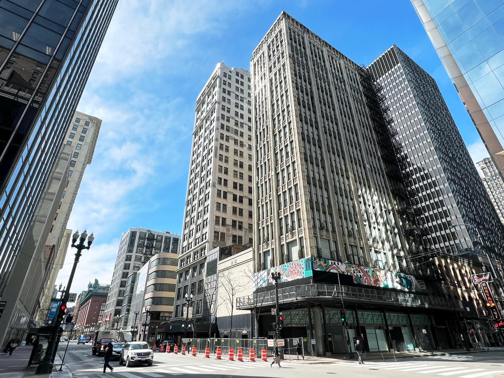 <strong>Century and Consumers Buildings, Chicago, Ill.</strong> 