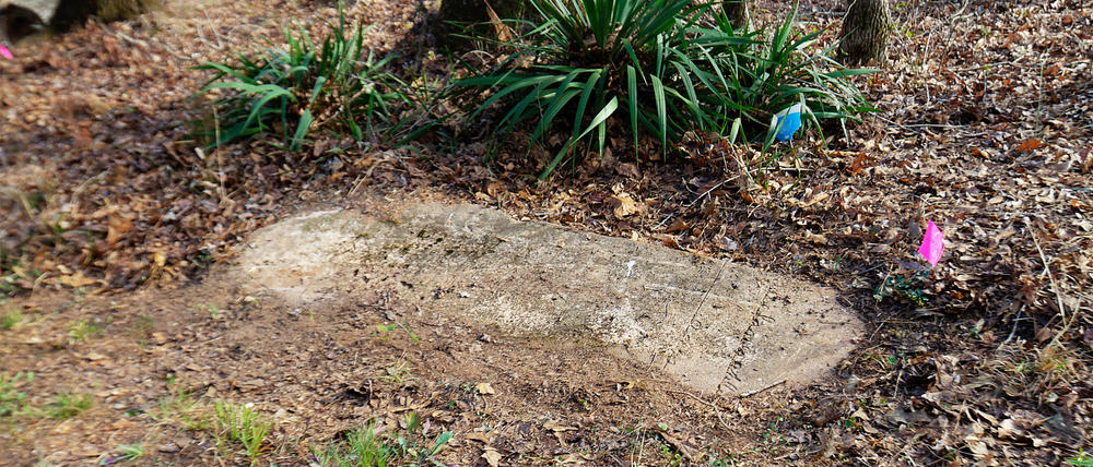 <strong>Pierce Chapel African Cemetery, Midland, Ga.</strong> 