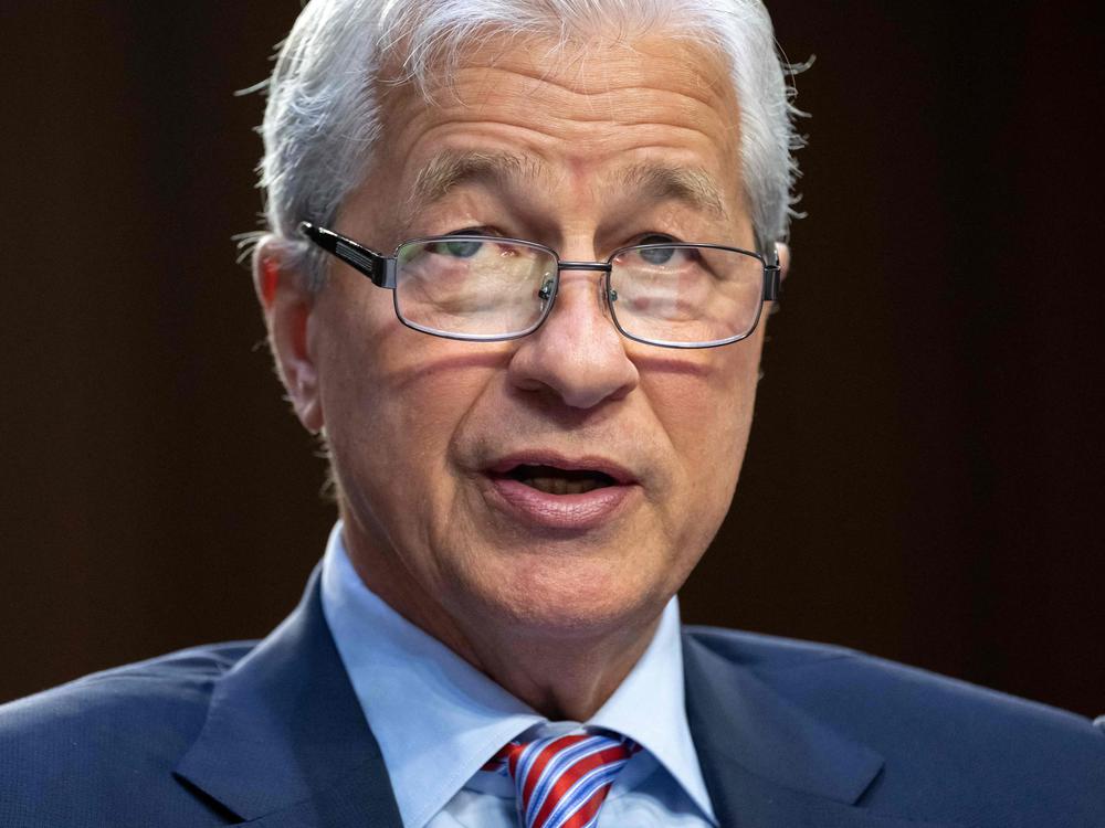 JPMorgan Chase CEO Jamie Dimon testifies during a Senate Banking Committee hearing on Capitol Hill, in Washington, D.C., on Sept. 22, 2022. Days after JPMorgan bought First Republic as part of a government-led rescue, banking shares are tumbling once again.