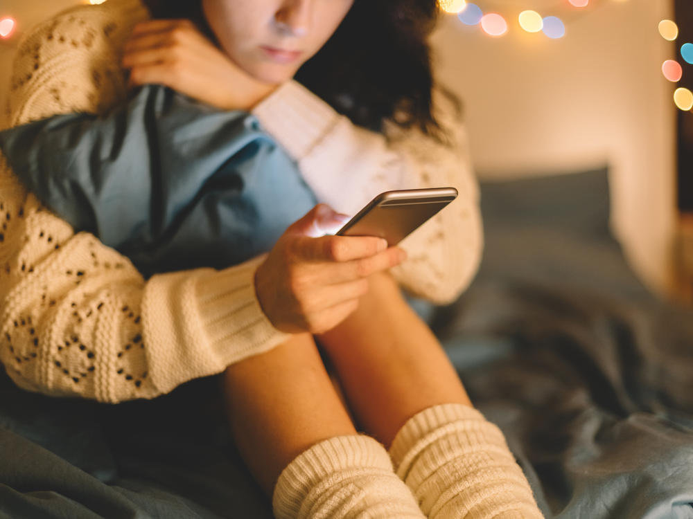 There's growing evidence that social media use can contribute to mental health issues among teens. A new health advisory suggests ways to protect them.