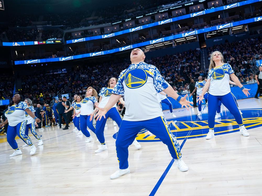 If the Golden State Warriors make it to the NBA Finals, the Hardwood Classics will give one last performance to cap off their season.