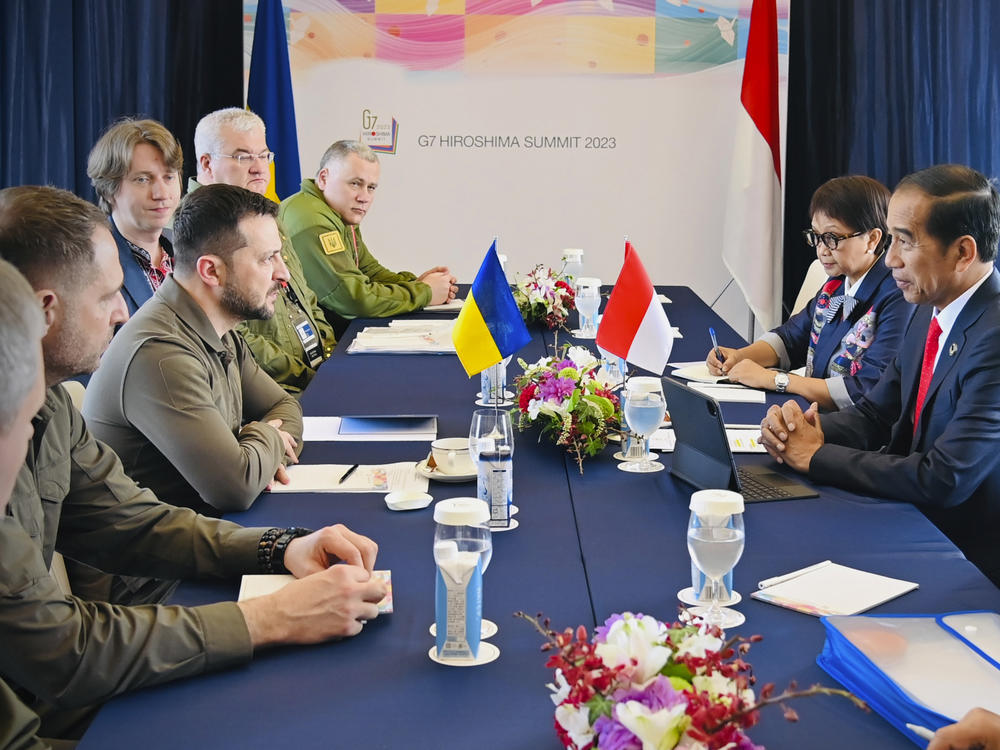 Indonesian President Joko Widodo, second right, talks with Ukrainian President Volodymyr Zelenskyy, third left, during their bilateral meeting on the sidelines of the G7 Summit in Hiroshima, Japan, on Sunday.