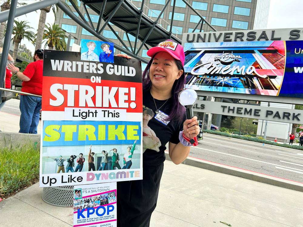 Teresa Huang is a member of the WGA and SAG-AFTRA. She organized a special K-pop day at the picket line outside Universal Studios this week.