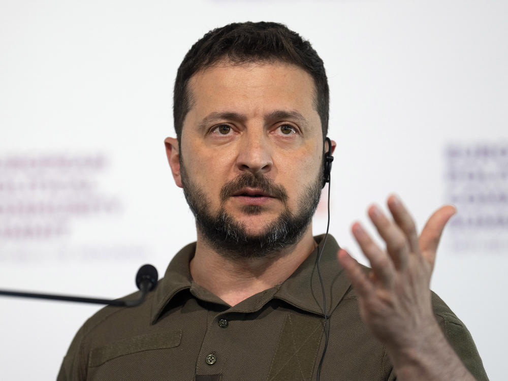 Ukraine's President, Volodymyr Zelenskyy speaks during a press conference at the European Political Community (EPC) Summit in Bulboaca, near Chisinau, Moldova, Thursday, June 1, 2023.