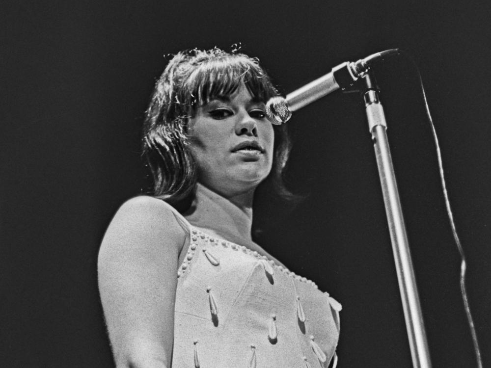 Brazilian samba and bossa nova singer Astrud Gilberto onstage in 1965.