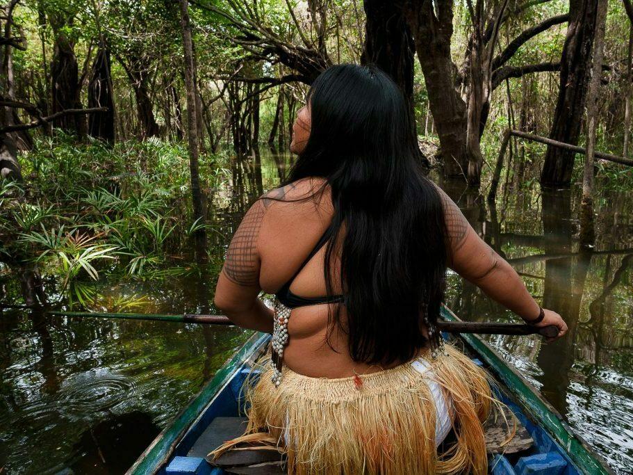 Alessandra Korap Munduruku demanded that mining company Anglo American withdraw its permits to develop projects on her ancestral land.