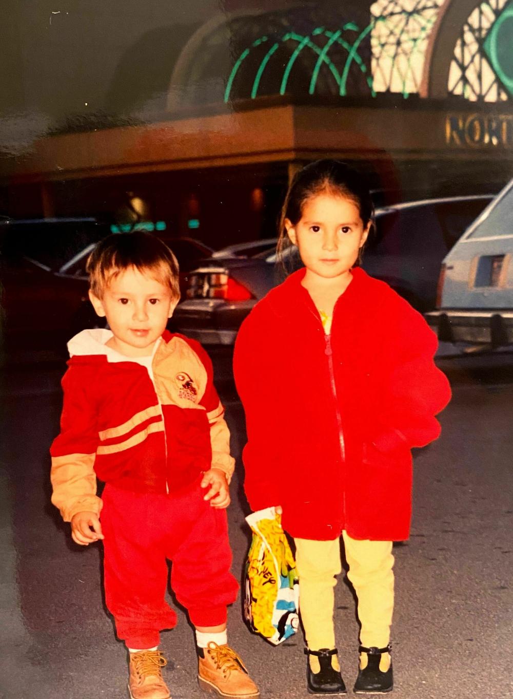 Jorge Alejandro (1) and Susel Mata (3) during their family's first days in Salinas, CA in 1998.