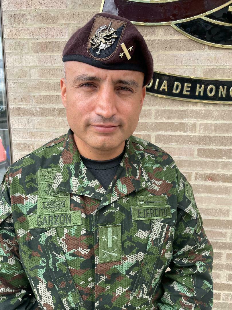 Army Lt. Col. Óscar Garzón, who advised the search-and-rescue team.