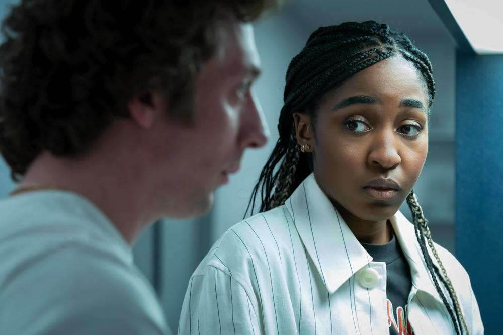 Ayo Edebiri as Sydney Adamu.