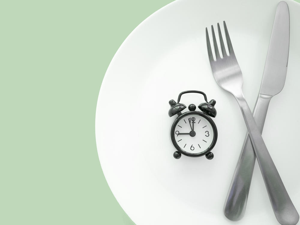 New research finds that people who try time-restricted eating have success losing weight comparable to those who count calories.