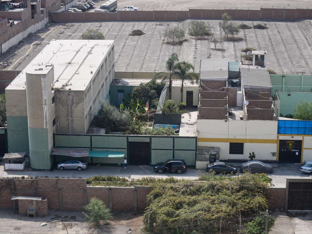 Keiko Fujimori, daughter of former President Alberto Fujimori, waits at the Barbadillo prison in Lima, Peru, on March 30, 2022.