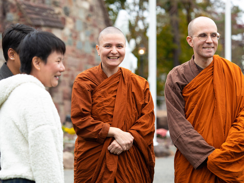 Ayyā Somā (left) and Bhante Suddhāso (right), the co-founders of Empty Cloud Monastery.