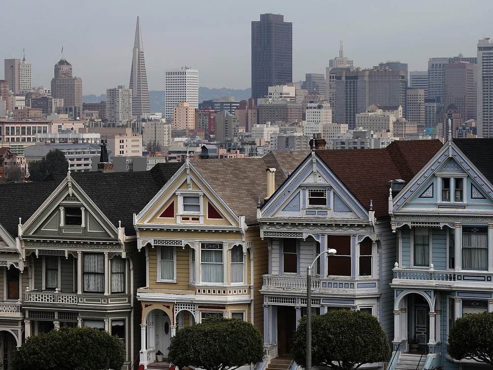 The median home price has risen to $413,800, the second highest price ever, according to data released Thursday by the National Association of Realtors.