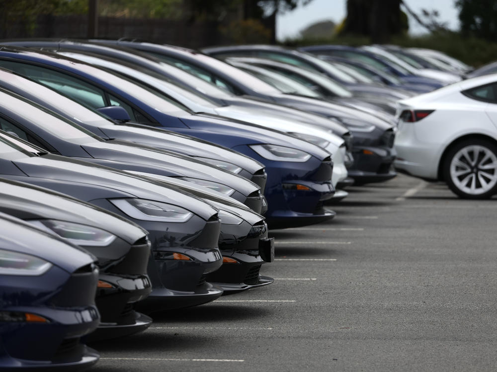 Some companies like Tesla have reported resilient earnings despite the economic challenges – but there are still many companies that have yet to report their results.