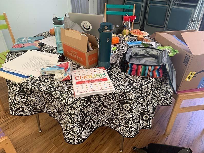 Sacramento Area Congregations Together (Sac ACT) is providing English workbooks so the migrants can learn the language. The group also gives out quarters so they can do laundry.