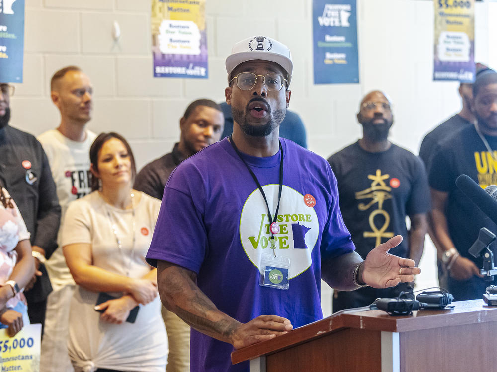 Antonio Williams speaks during a 