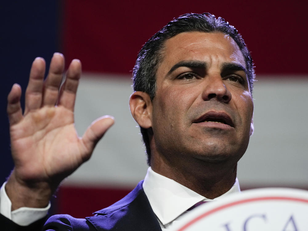 Republican presidential candidate Miami Mayor Francis Suarez speaks at the Republican Party of Iowa's 2023 Lincoln Dinner in Des Moines, Iowa, on July 28.