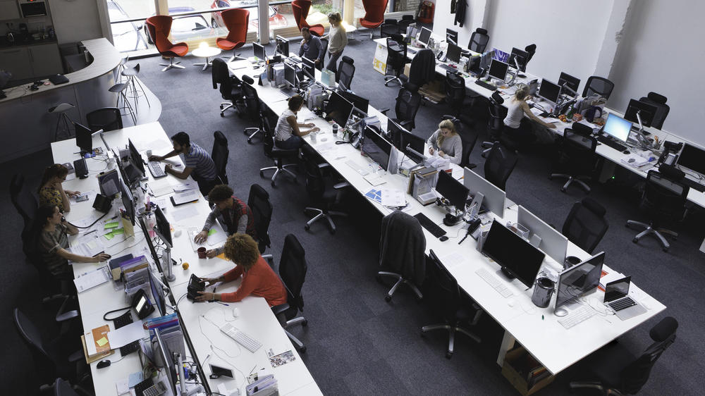 Employers are increasing their requirements for in-person work this fall, nudging employees to return to some of their pre-pandemic office routines.