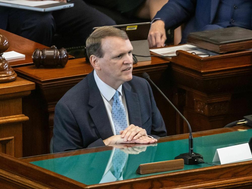 Jeff Mateer, a former deputy attorney general under Paxton, takes the witness stand. Mateer is one of several whistleblowers who reported Paxton to law enforcement.