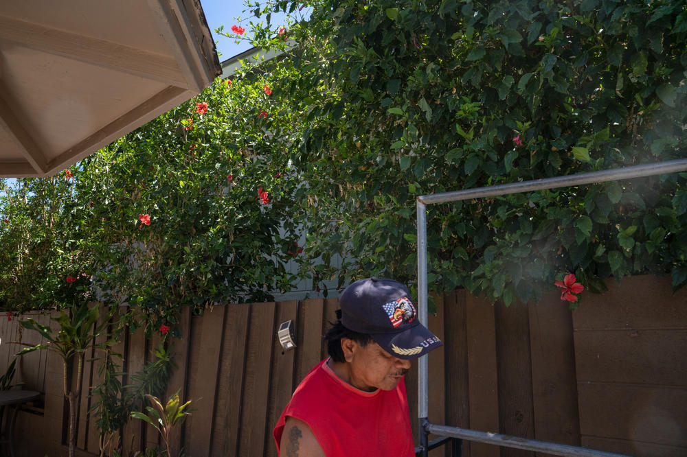 Andres had some roof damage but already has set about fixing it. Much of the work on the house he does himself.