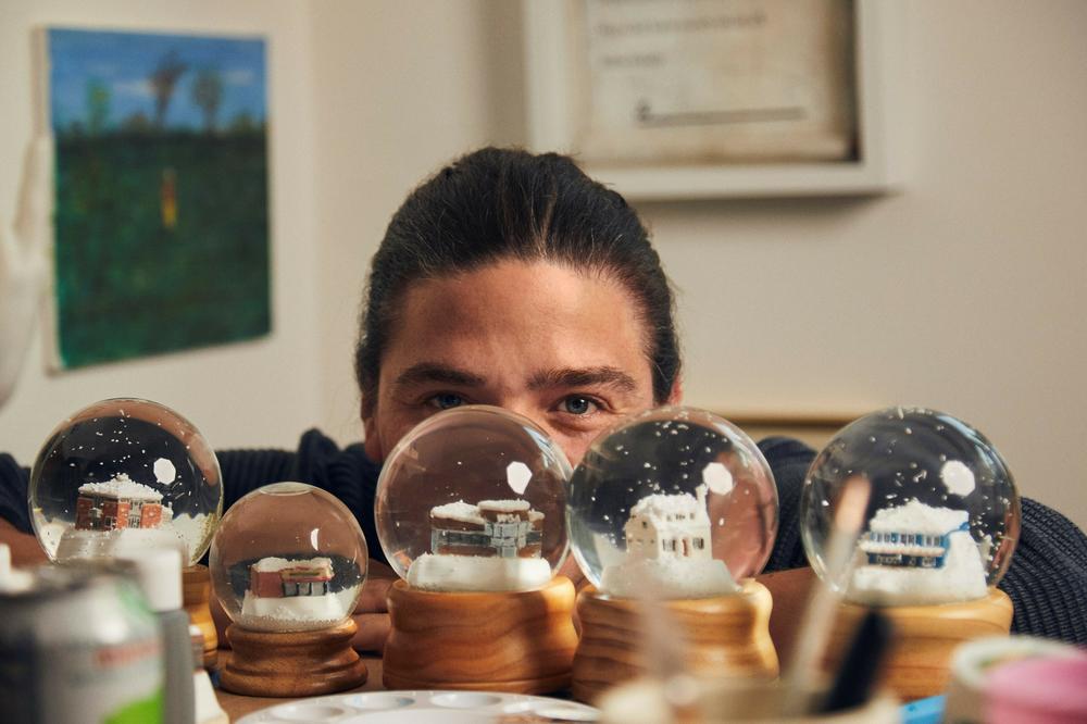 Jesse McLaren, a staff writer for <em>Jimmy Kimmel Live!</em> has monetized his former niche hobby, custom-making snow globes.