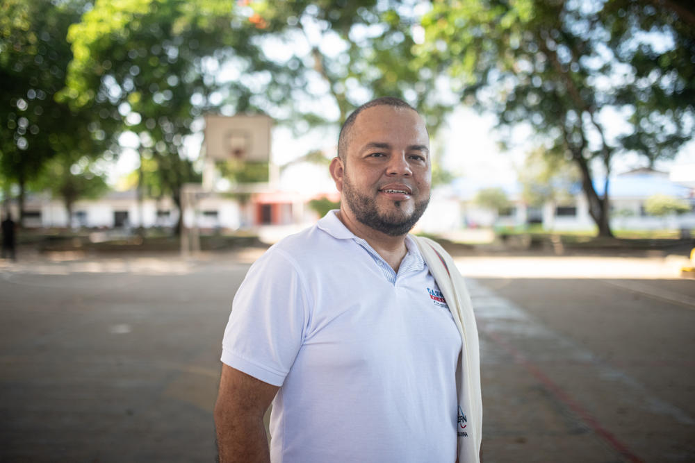 Asked how he would react if he is also threatened by the rebels, Darwin Florez, a mayoral candidate in Cartagena del Chairá, was evasive, saying that he is focused on winning and would deal with that issue once he is sworn-in.