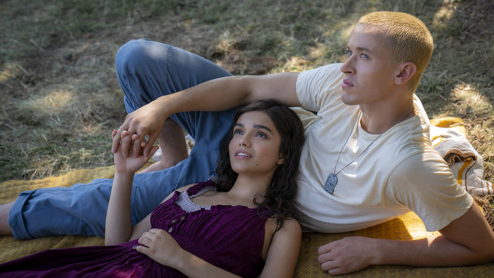 Rachel Zegler as Lucy Gray Baird and Tom Blyth as Coriolanus Snow in <em>The Hunger Games: The Ballad of Songbirds & Snakes</em>.
