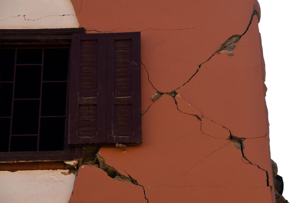 Erbeen escaped her crumbling home. A pregnant neighbor and others perished.