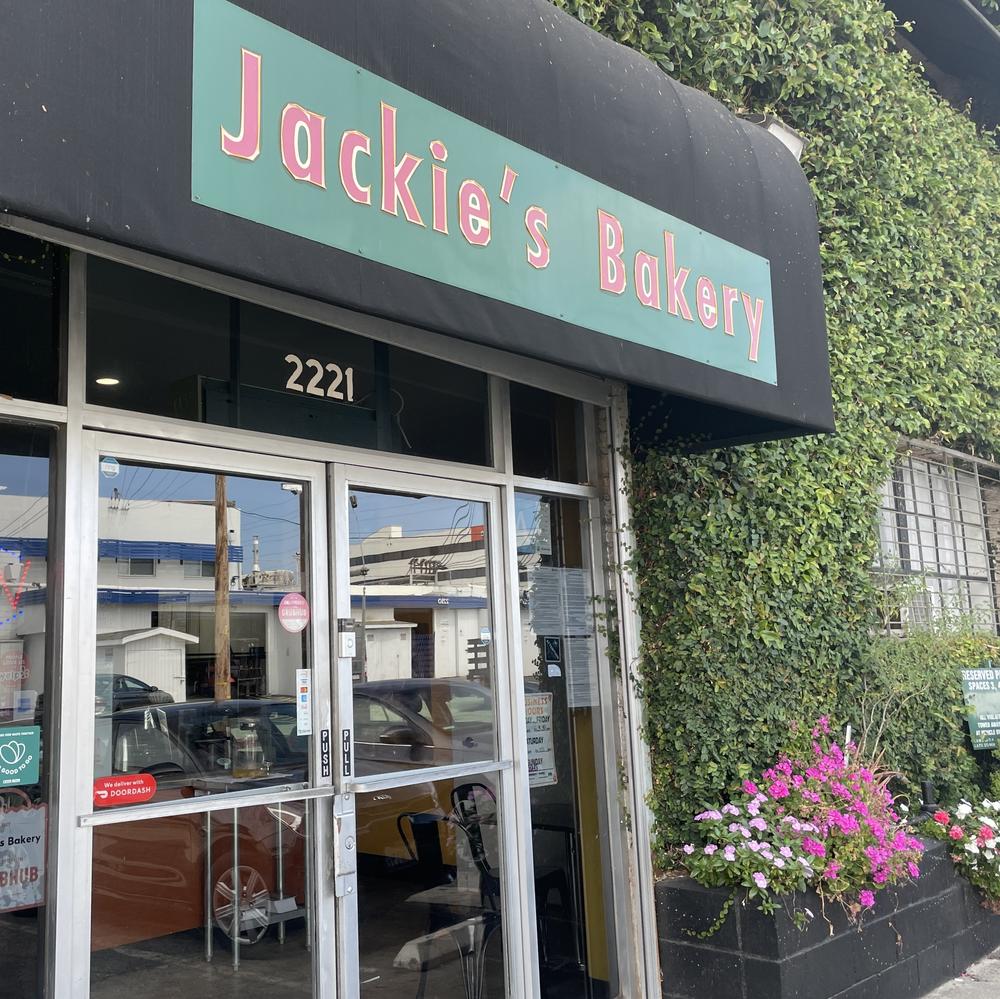 <strong></strong>Jackie's Bakery in West Los Angeles joined the app earlier this year. A surprise bag with $20 worth of pastries made that morning sells for $6.