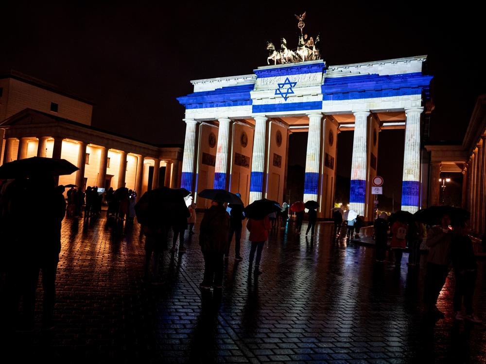 The Israeli flag will be projected onto the Brandenburg Gate on the sidelines of the Festival of Lights as a show of solidarity.