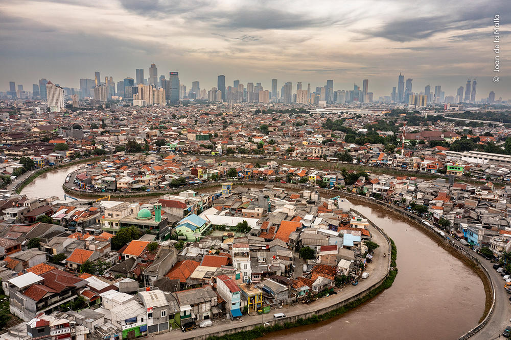 <strong>Wetlands Winner: </strong><em>The dead river. </em>Ciliwung river, Jakarta, Indonesia. Plastic and human waste and agricultural fertilizers are suffocating the Ciliwung river. As a result, Jakarta's residents must use groundwater for drinking water, which has resulted in widespread subsidence. The city is now sinking.