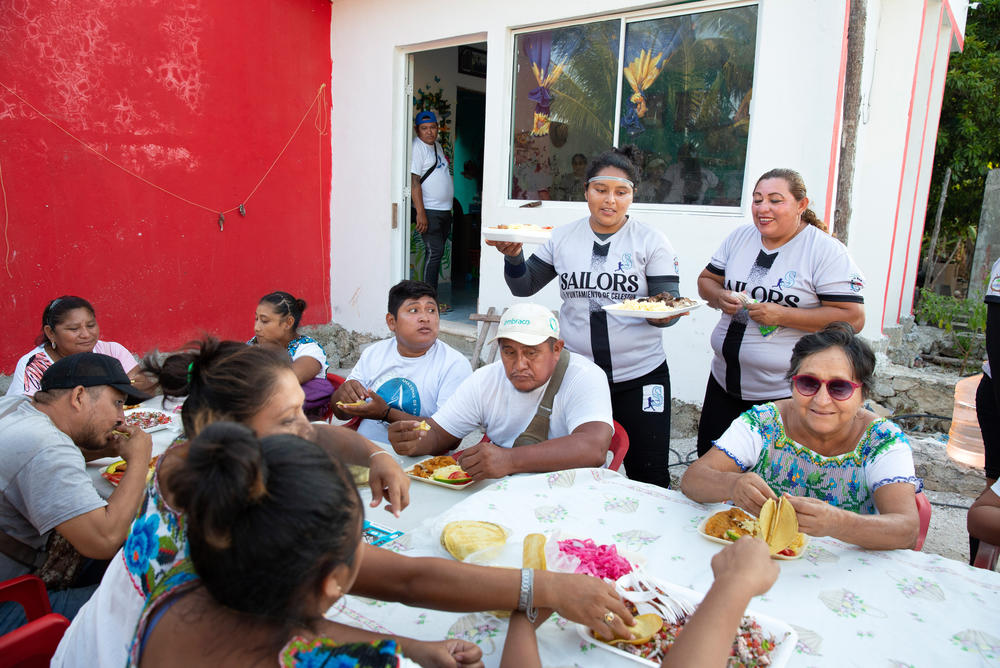 A member of the Sailors of Celestún team invited the Amazonas of Yaxunah players home for lunch following their game in Celestún, Yucatán, Mexico on July 1.