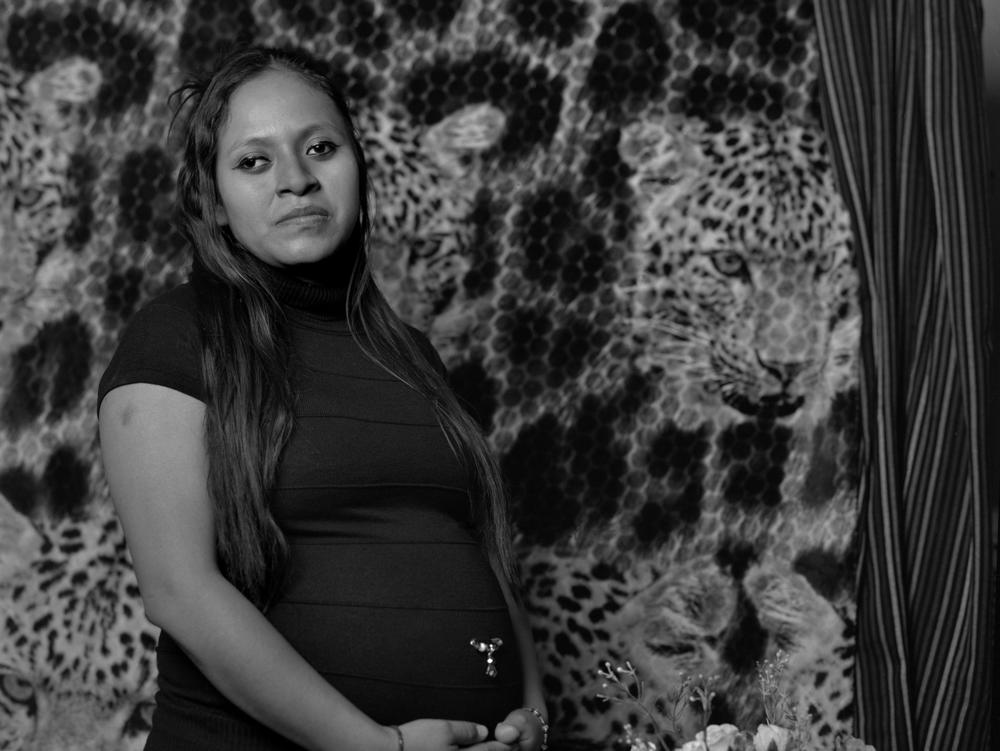 <em>Anahi embarazada</em>