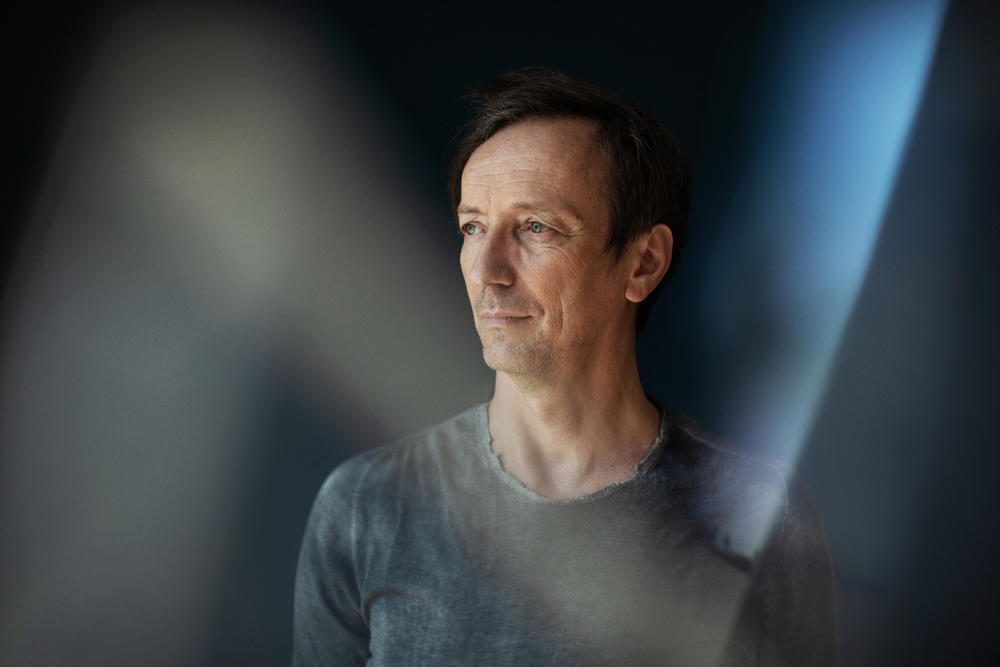 Hauschka, stage name for Volker Bertelmann, drops found objects in his piano to 