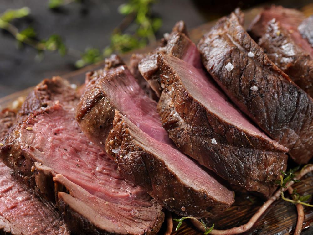 People who consume higher amounts of red meat and processed meat are more likely to develop Type 2 diabetes than people who consume less, a new study finds.